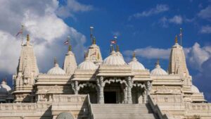 अबु धाबी मंदिर की खूबसूरत तस्वीर।